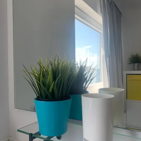 Wasserhaus Yellow Submarine Botel Olpenitz