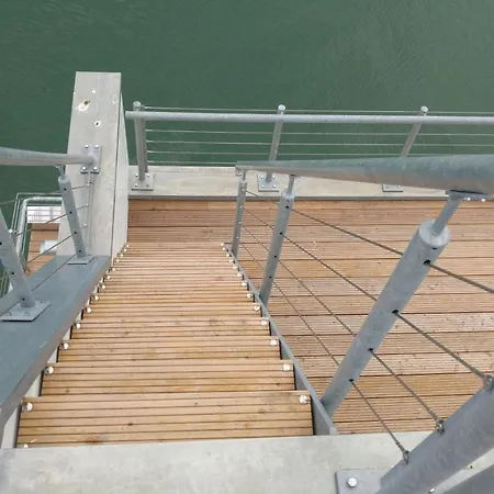 Wasserhaus Yellow Submarine Olpenitz