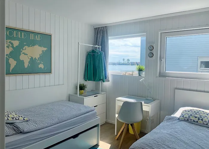 보트호텔 Wasserhaus Yellow Submarine *