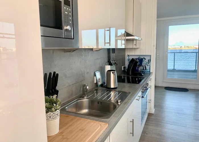 Wasserhaus Yellow Submarine Olpenitz