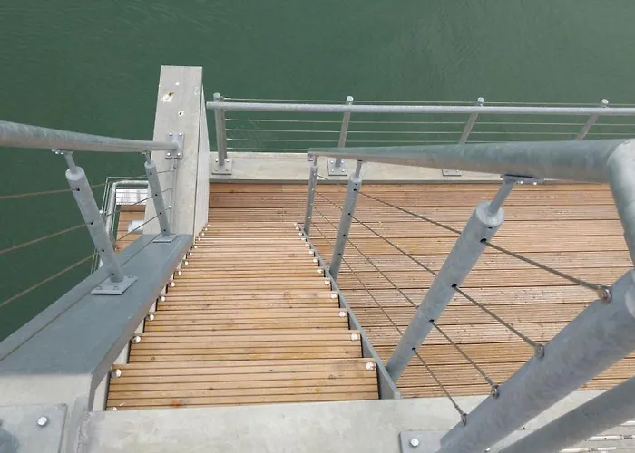 Wasserhaus Yellow Submarine Olpenitz